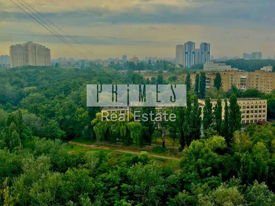 Квартира. Київ, Ризька вул.
