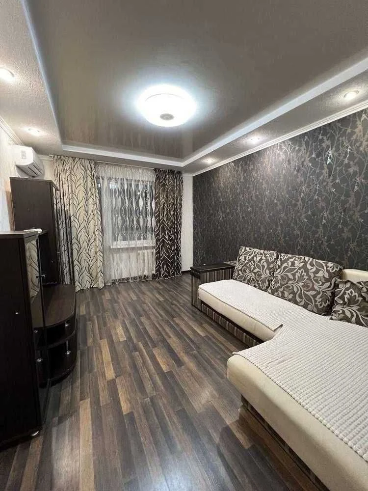 Продам 1к квартиру ЖМ Левобережный, ТЦ Караван
