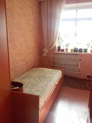 Продам 4-х комнатную квартиру ХТЗ