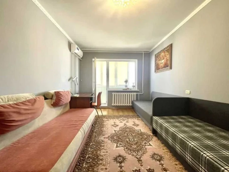 2х кімнатна квартира з Ремонтом на Озерній, 4й поверх, 52м2,
