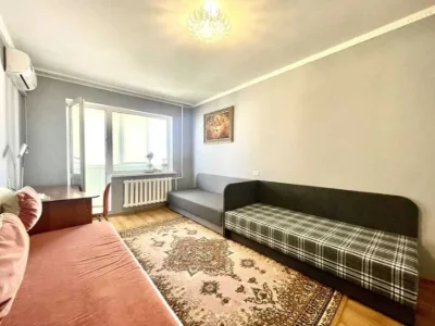 2х кімнатна квартира з Ремонтом на Озерній, 4й поверх, 52м2,