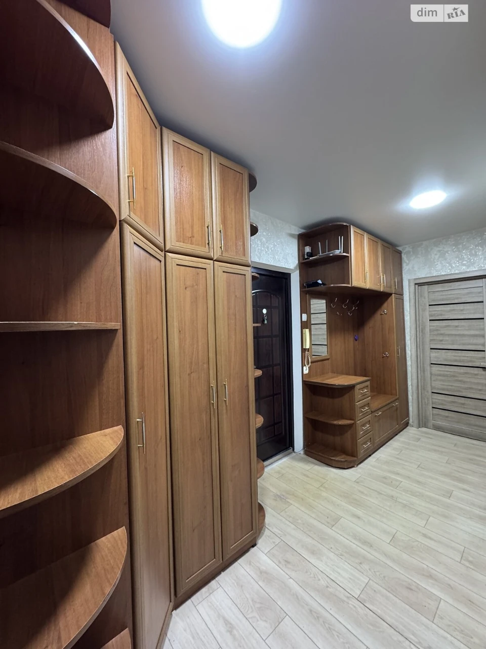 Long-Term Rental Apartment Levnevsky