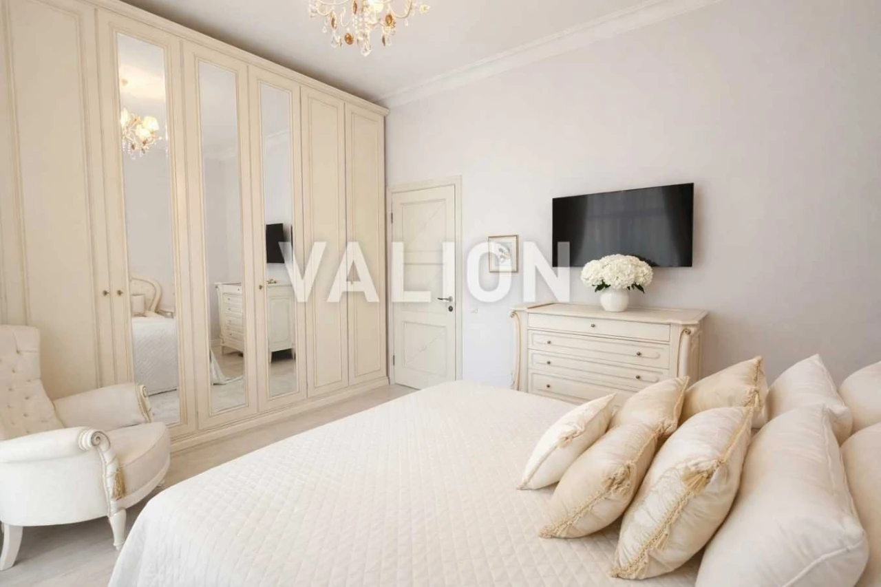 1-room apartment for sale 53.5 m², Lesi Ukrainky Blvd., 7V