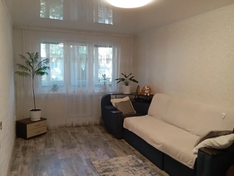 Продається 3-кімнатна квартира, Севгок, Тернівський район