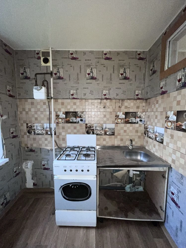 Продаж! 1 кімната «малосечок» на Артемі, в районі «Космонавтів», вул.