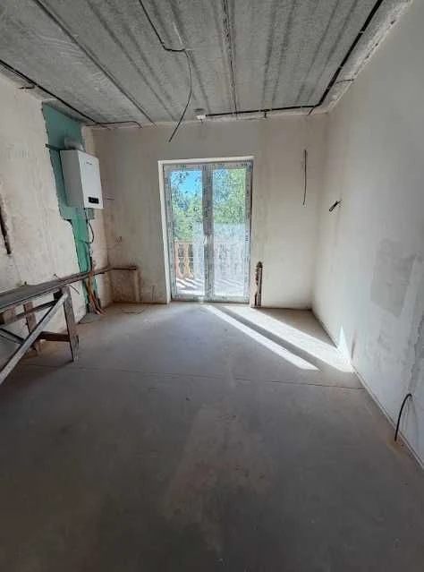Large Euro 2-room apartment, PARTIAL RENOVATION, 2% registration