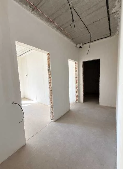 Large Euro 2-room apartment, PARTIAL RENOVATION, 2% registration