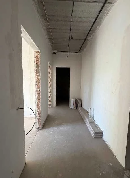Large Euro 2-room apartment, PARTIAL RENOVATION, 2% registration