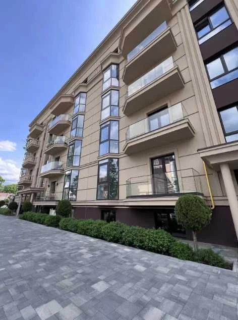 Large Euro 2-room apartment, PARTIAL RENOVATION, 2% registration