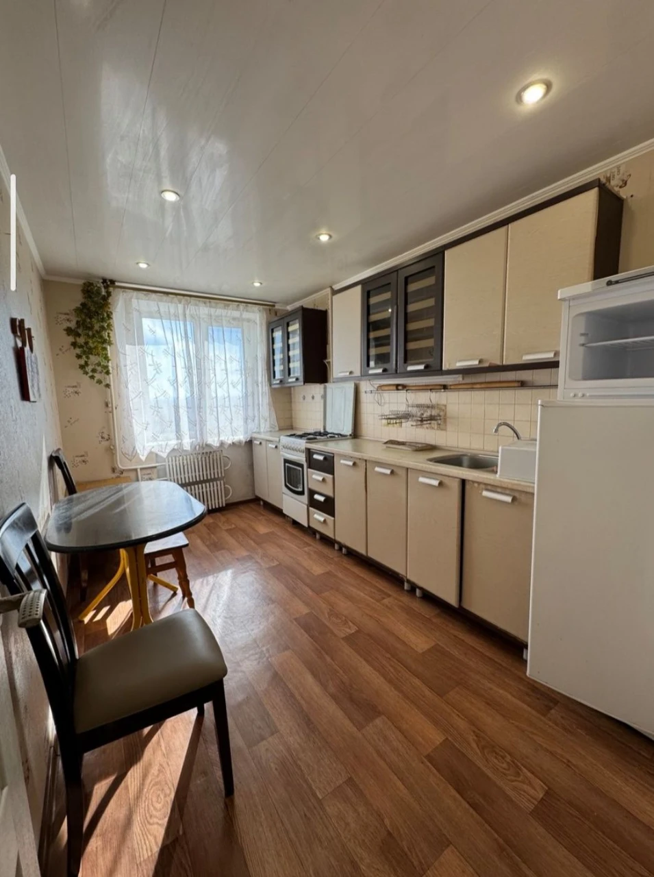 Sale of a 3-room apartment in Svichtodymyr
