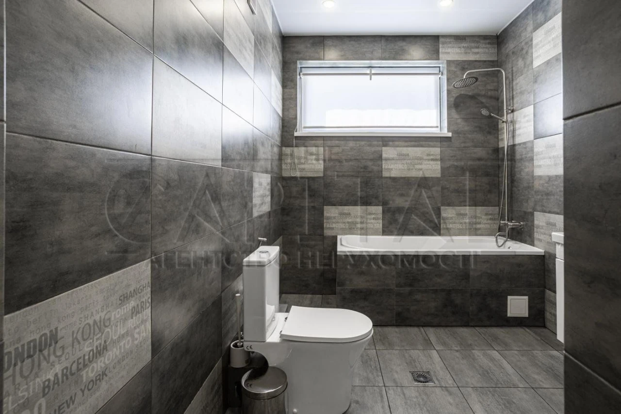 Будинок 3 кімнати, 150м², Вишгород, з паркінгом