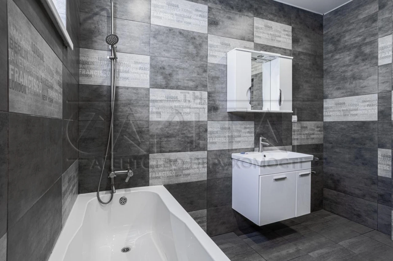 Будинок 3 кімнати, 150м², Вишгород, з паркінгом