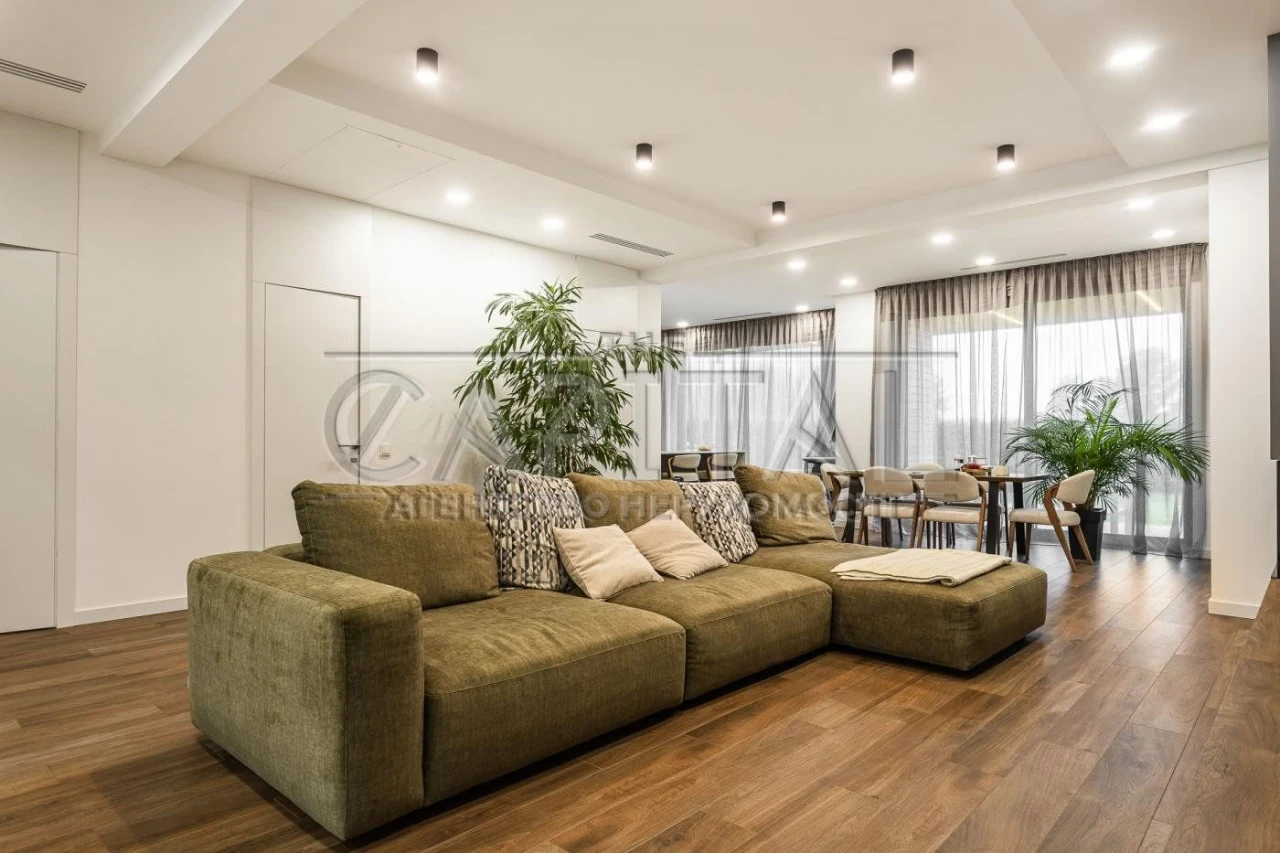 Будинок 4 кімнат, 180 м² у Вишгороді, котеджне містечко