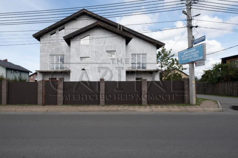 4-room house, 300 m² in the "Mezhrichya" estate, Oseshchina, Vyshorod district, with a pool