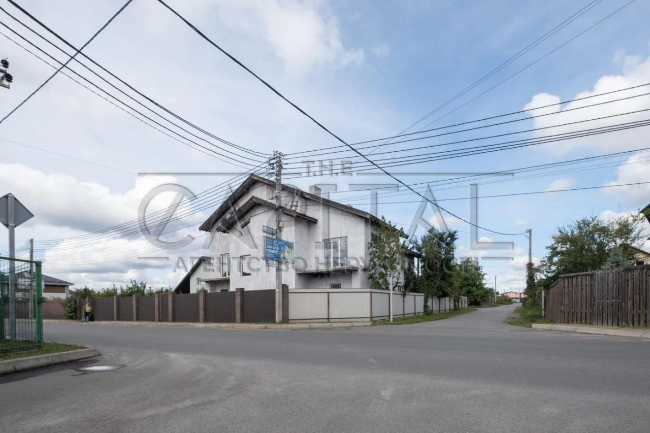 4-room house, 300 m² in the "Mezhrichya" estate, Oseshchina, Vyshorod district, with a pool