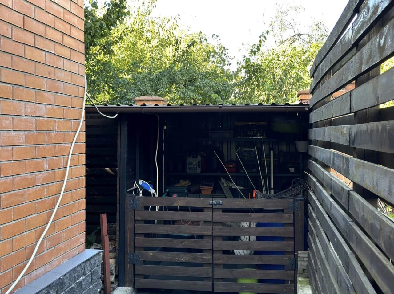 House for Sale: 300 m², Dachna Street