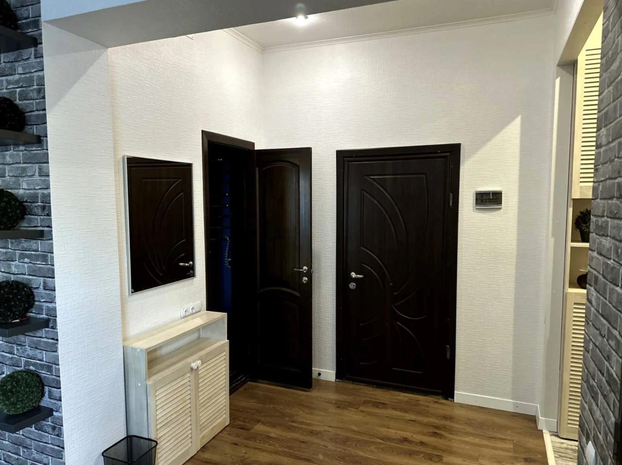 House for Sale: 300 m², Dachna Street