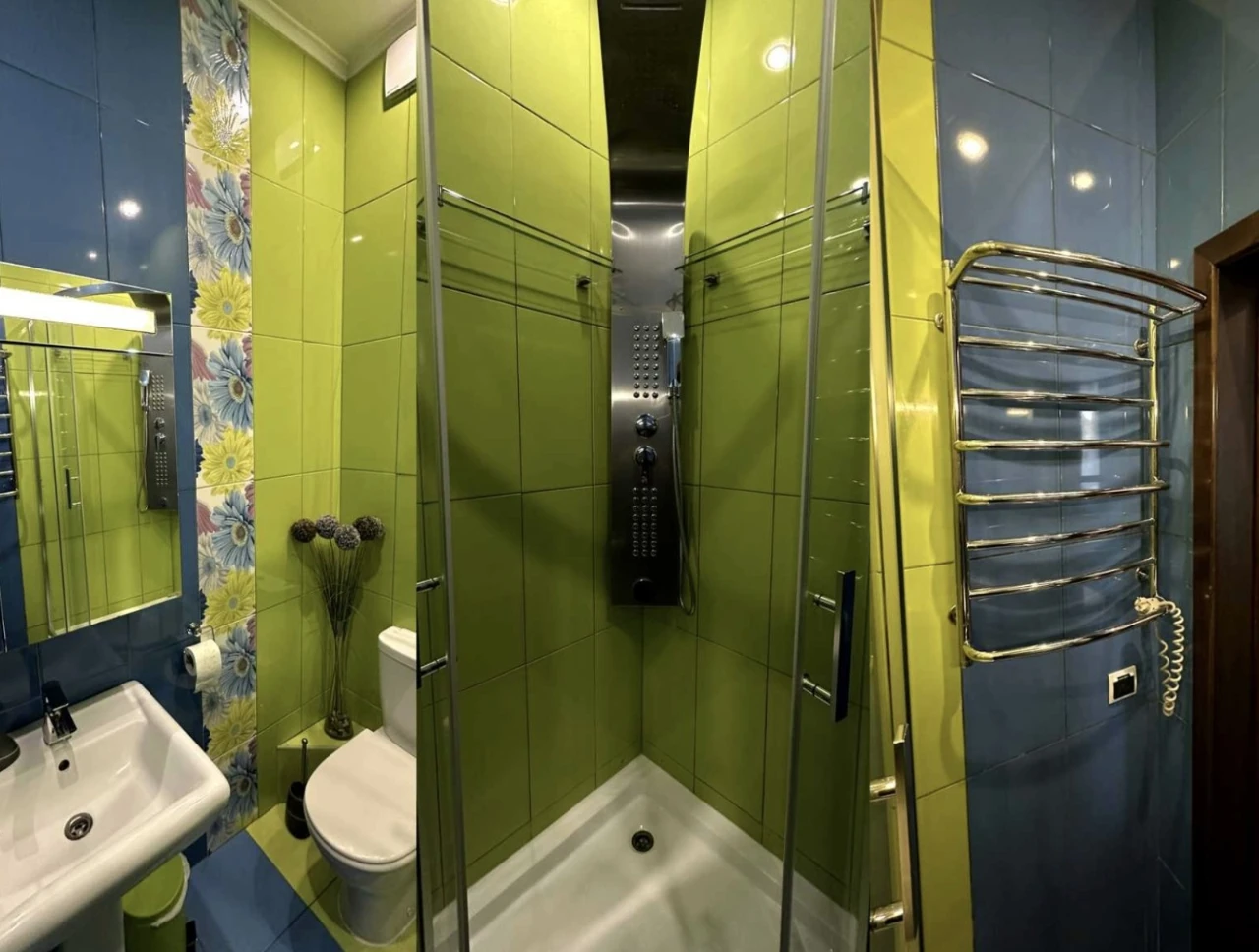 House for Sale: 300 m², Dachna Street