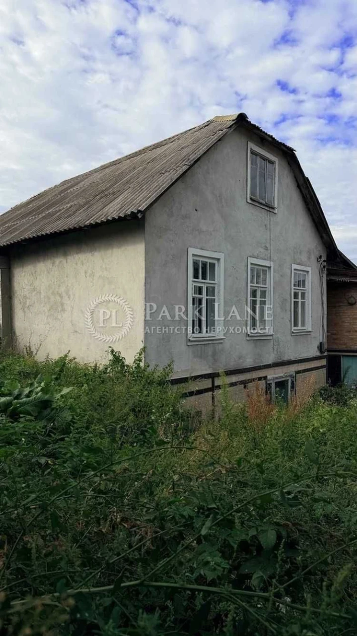 Продажа участка с домом в Киеве, район Голосиевский