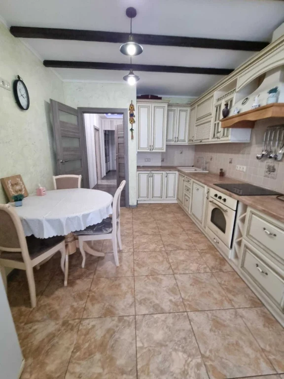 For Sale 2-bedroom apartment in the residential complex "Ostrova", Marseyska Street