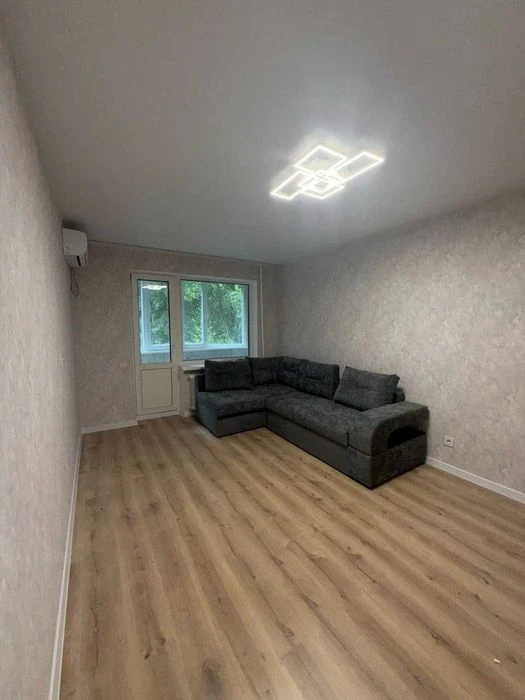 2к.квартира, Алмазний,  50м2, свіжий євроремонт