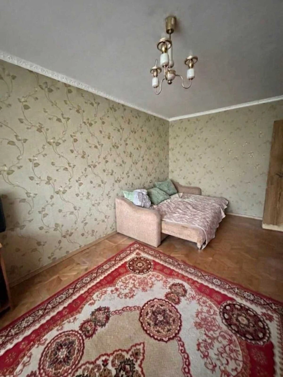 3 кімн. на вул. 28 бригади. Котовського.