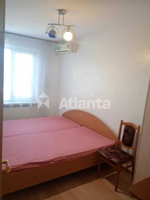 2-bedroom apartment 44.3 sq m on Dobrovol'skogo Street. Renovated.
