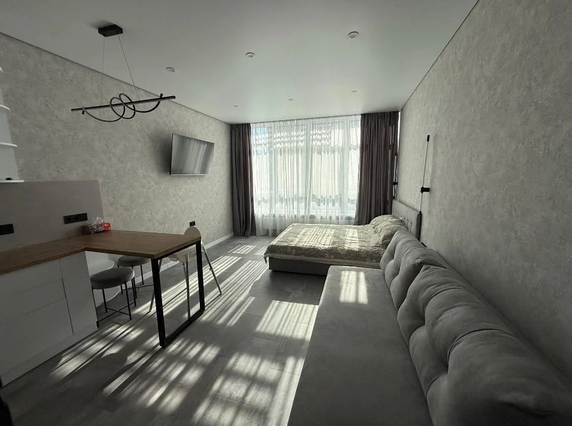 Sale of a smart apartment near the sea in the "Atmosphere" residential complex (378-578)