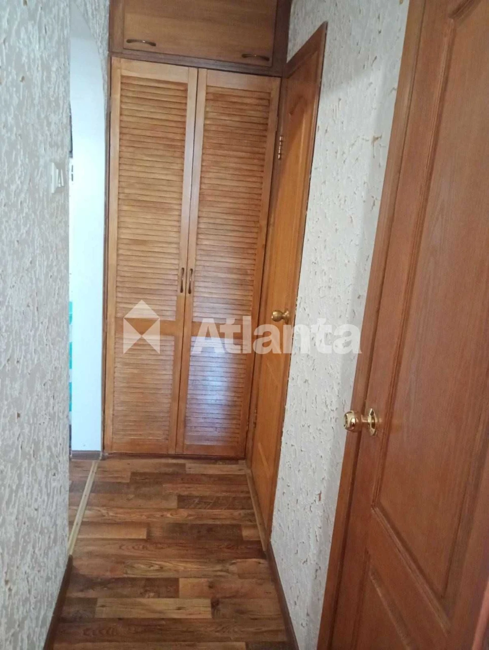 2-bedroom apartment 44.3 sq m on Dobrovol'skogo Street. Renovated.