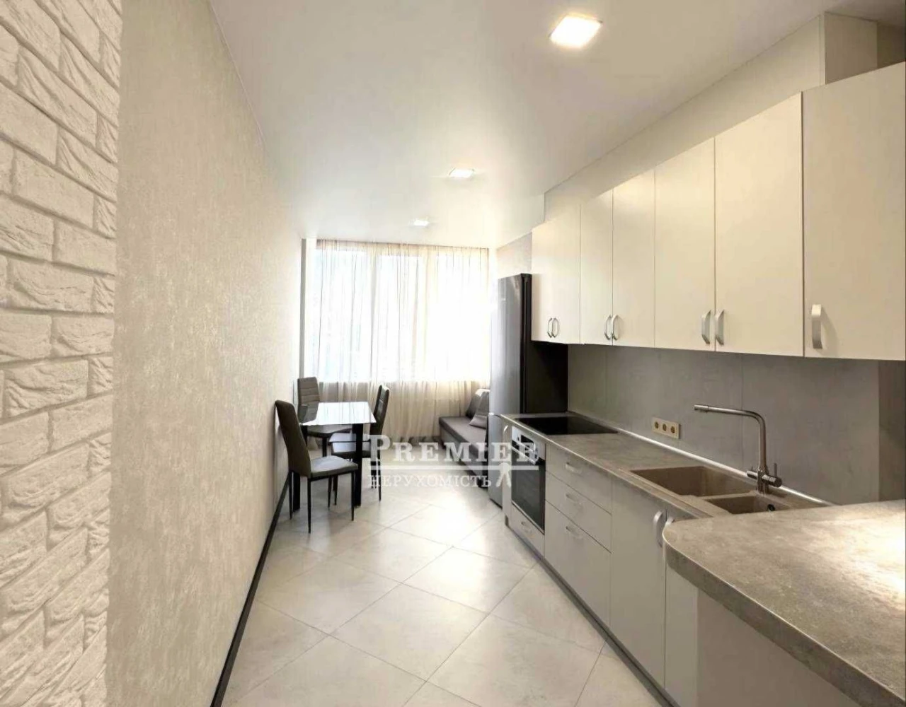 For Sale: Modern One-Bedroom Apartment