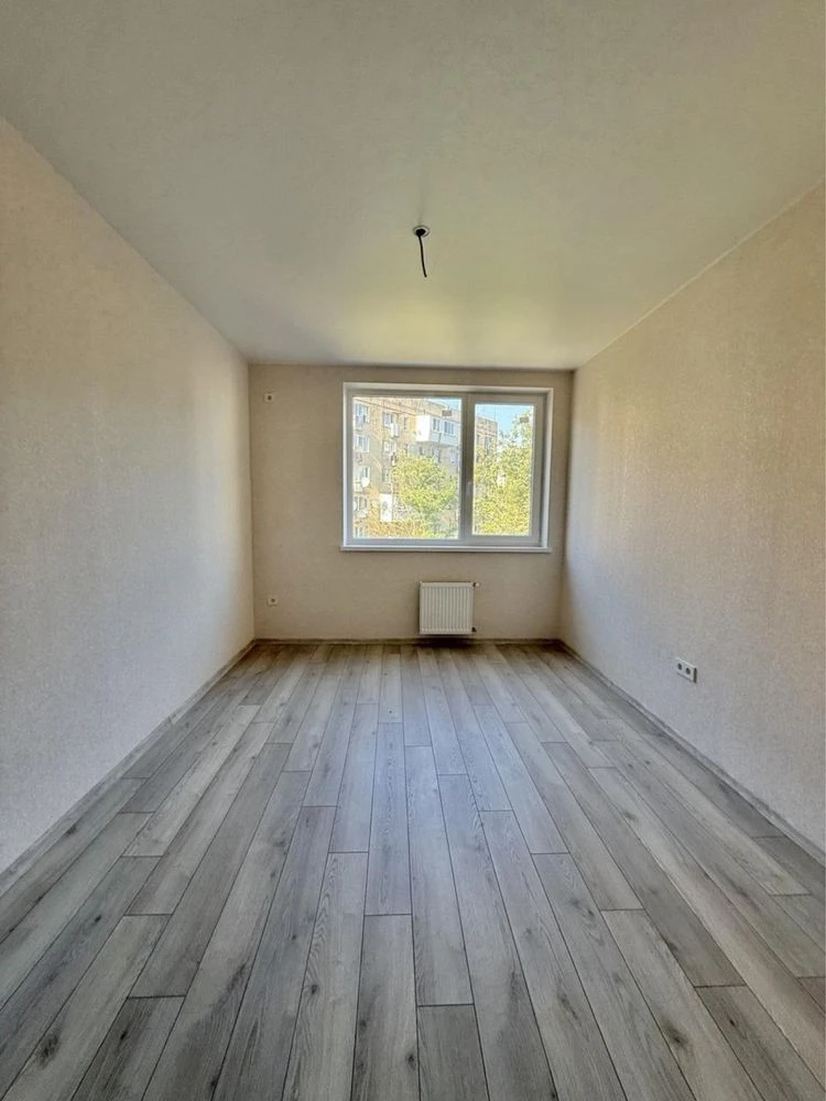 For sale 2-room apartment renovated in a new building on Twir