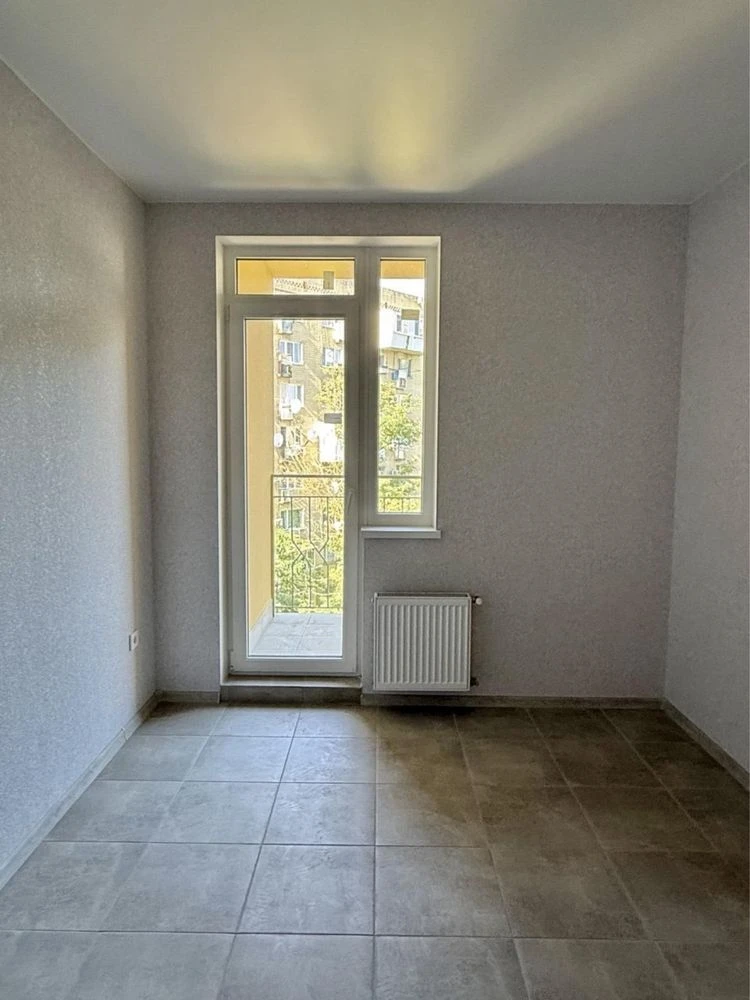 For sale 2-room apartment renovated in a new building on Twir