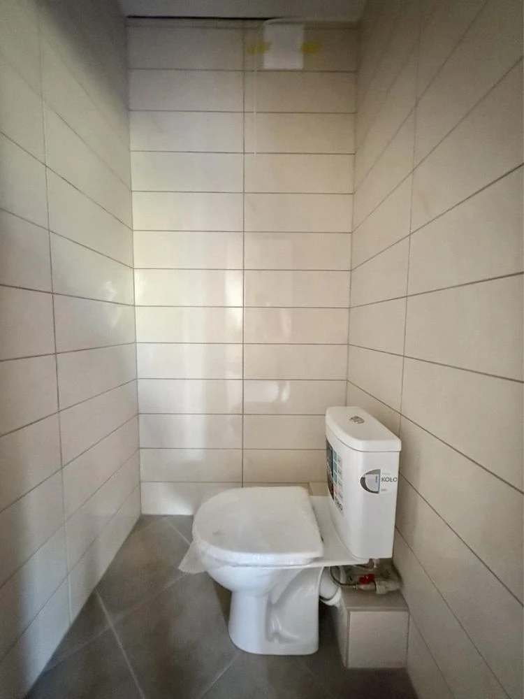 For sale 2-room apartment renovated in a new building on Twir
