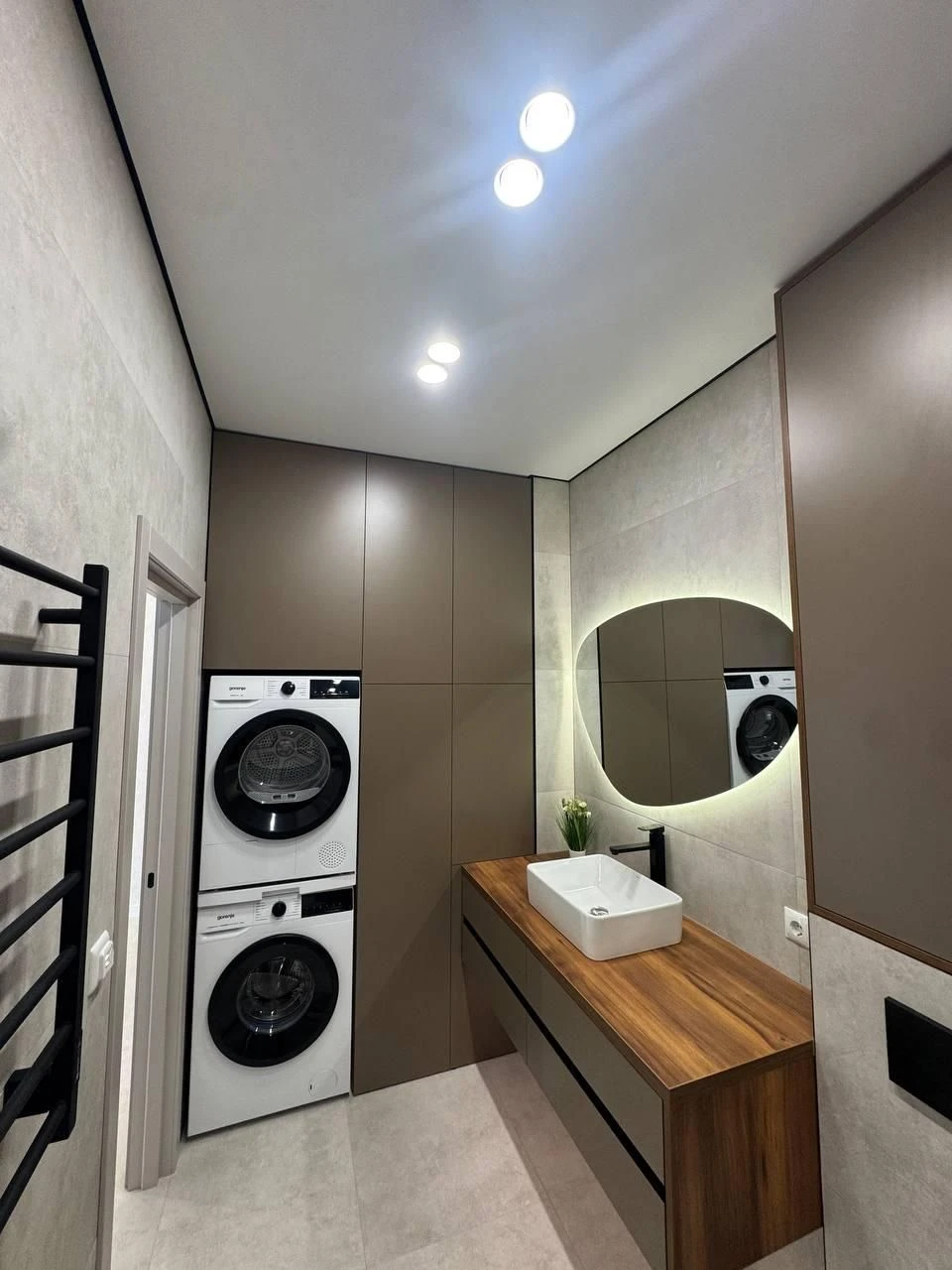 Продам 2 кімн. квартиру з ремонтом та меблями у KADORR CITY