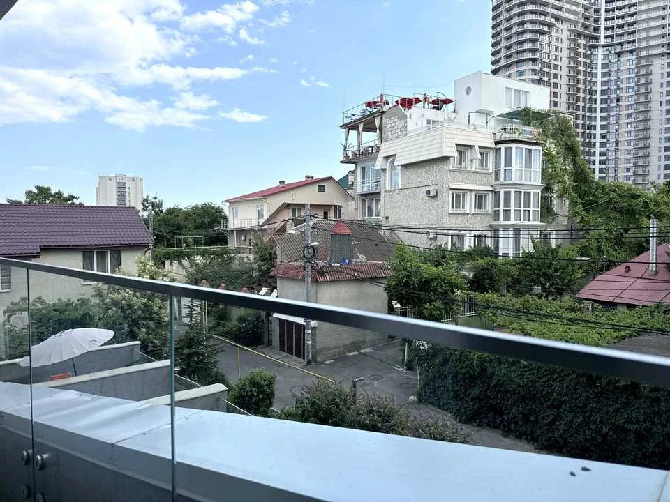 Apartment. Odessa, Valeriy Samofalova Street