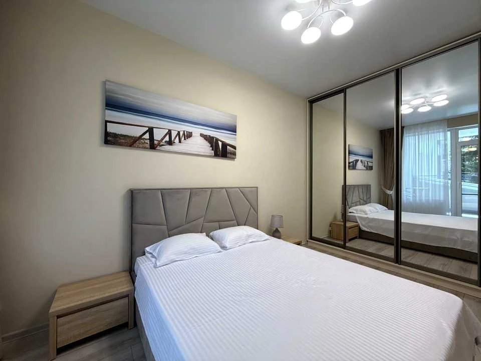 Apartment. Odessa, Valeriy Samofalova Street