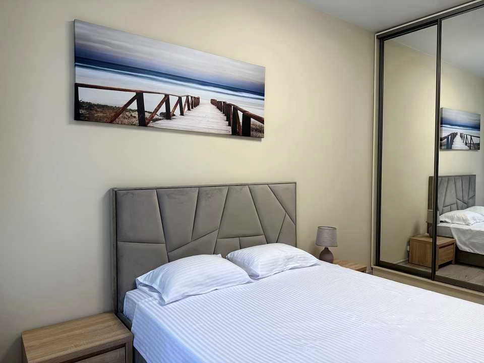 Apartment. Odessa, Valeriy Samofalova Street