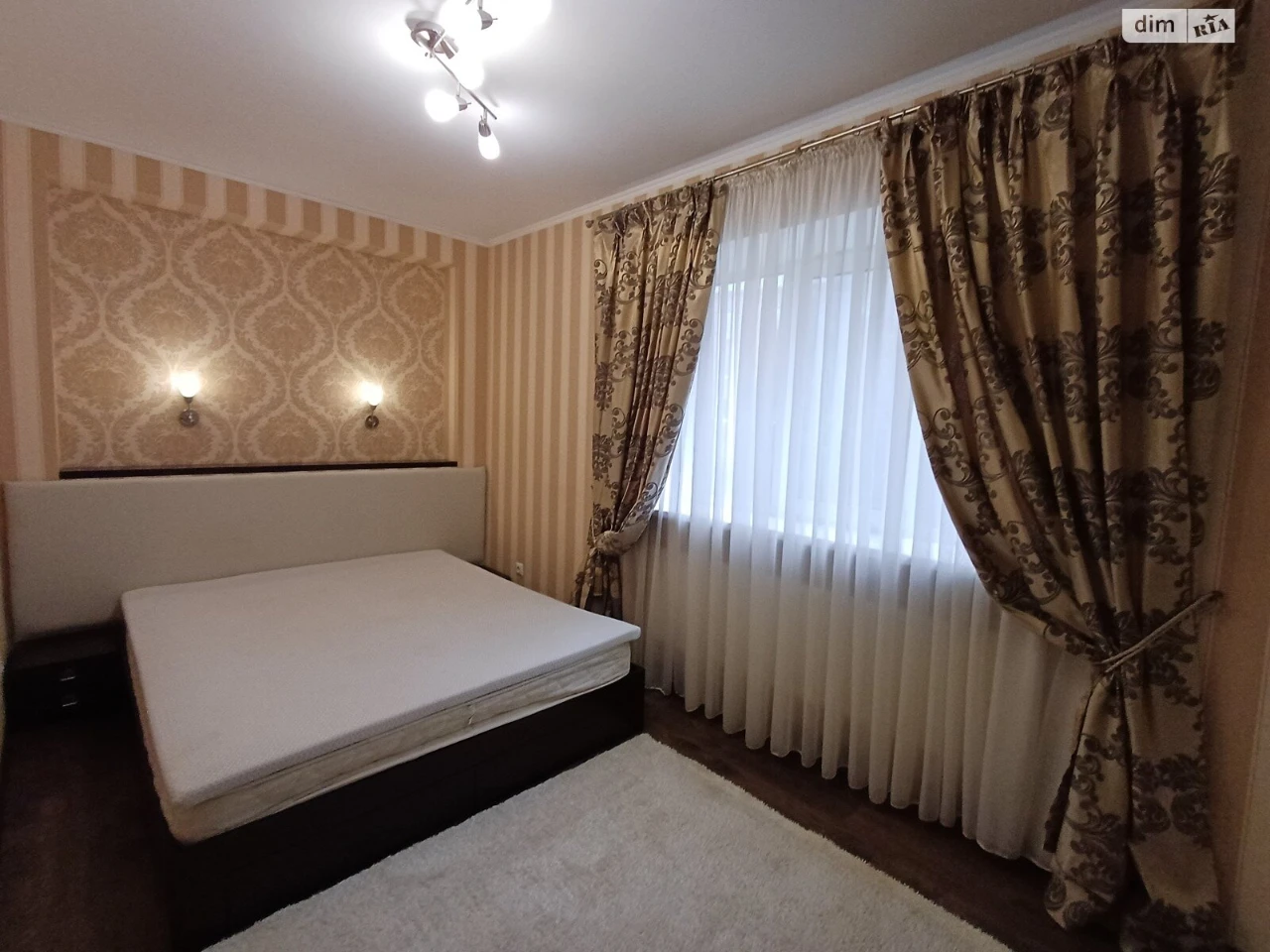 Продажа Квартира Центр