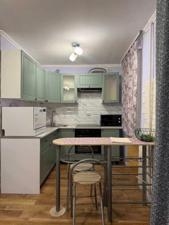 Продажа 1.5 комнатной квартиры рядом с городским озером