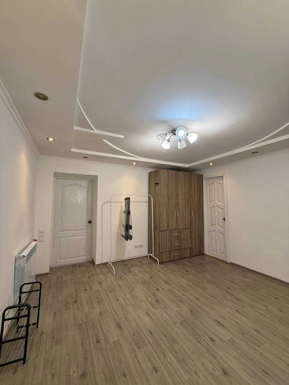 Продажа 1.5 комнатной квартиры рядом с городским озером