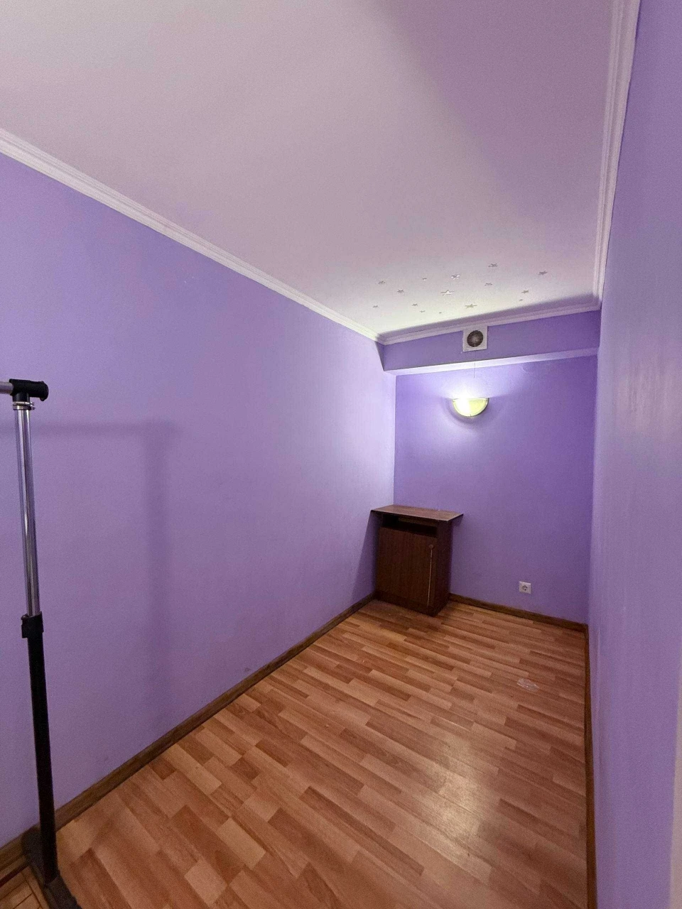 Продажа 1.5 комнатной квартиры рядом с городским озером