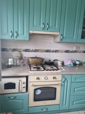 Продается трехкомнатная квартира