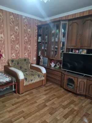 Продается трехкомнатная квартира