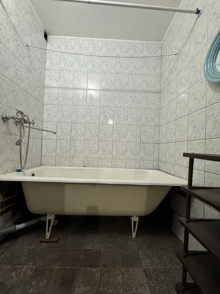 Продається, 2-кімнатна квартира 53 м², $51000, без комісії