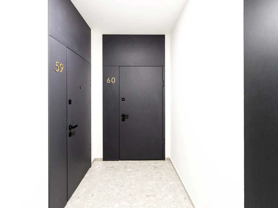 Apartment. Vynnyky (Lviv), Halysna St.