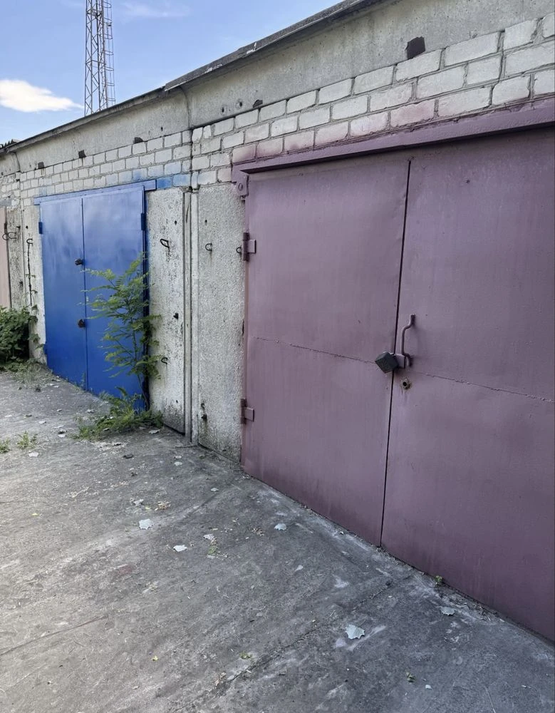 Продам два гаража