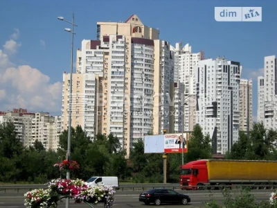Sale of 3-room apartment 171.7 sq. m. on Sribnokilska 2A street • I