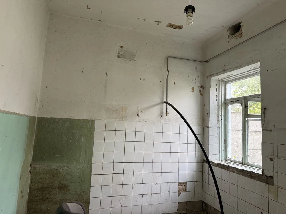 Продаж частини будинку на 4 сотках