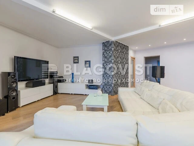 Sale of 3-room apartment 171.7 sq. m. on Sribnokilska 2A street • I