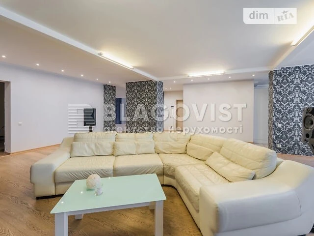 Sale of 3-room apartment 171.7 sq. m. on Sribnokilska 2A street • I